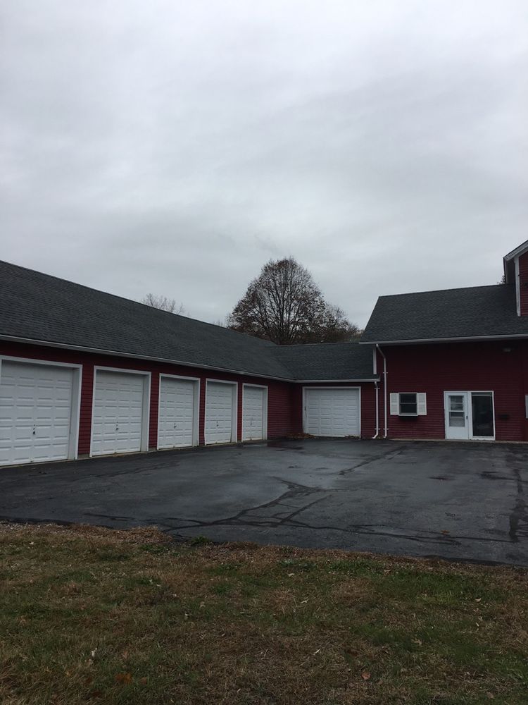 Office/Garage Space Available in Taftville: 4 North 5th Ave, Norwich, CT 06360